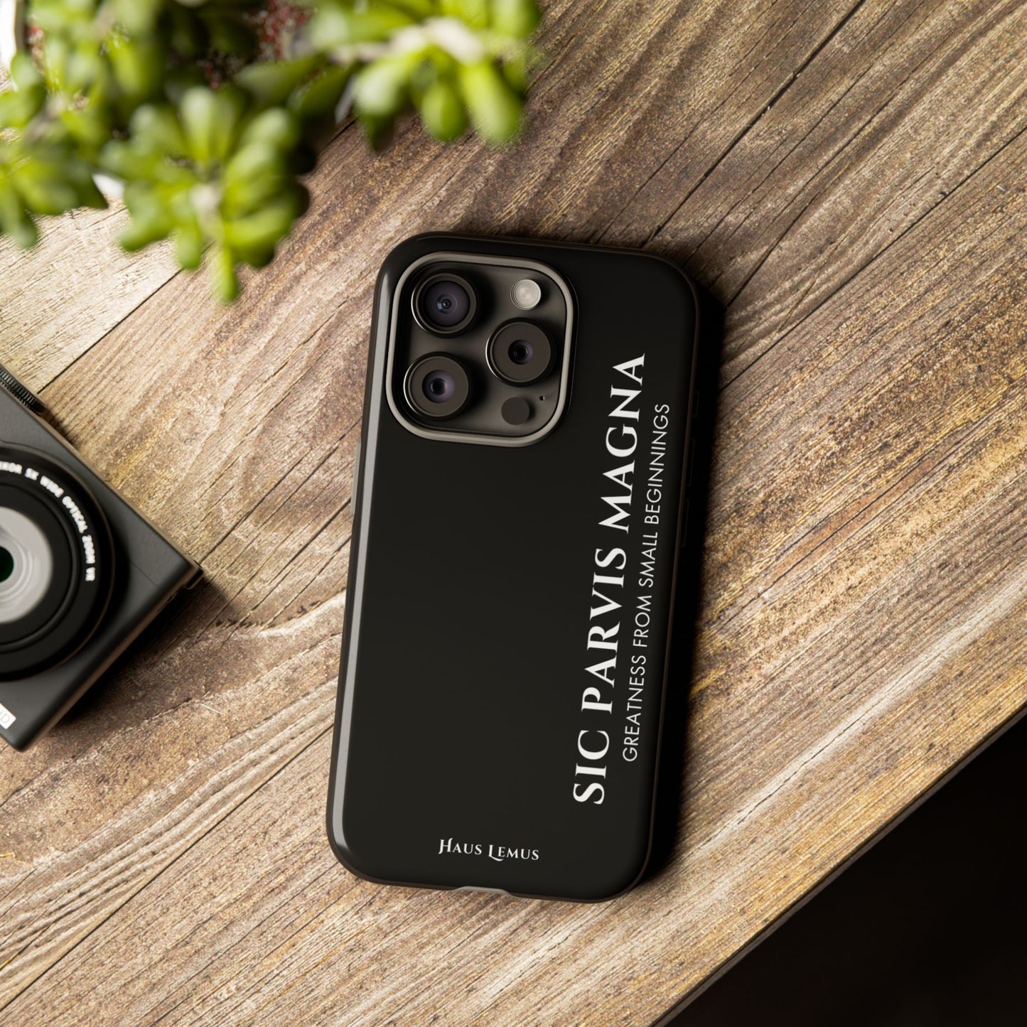 Minimalist iPhone Case - 'Sic Parvis Magna'