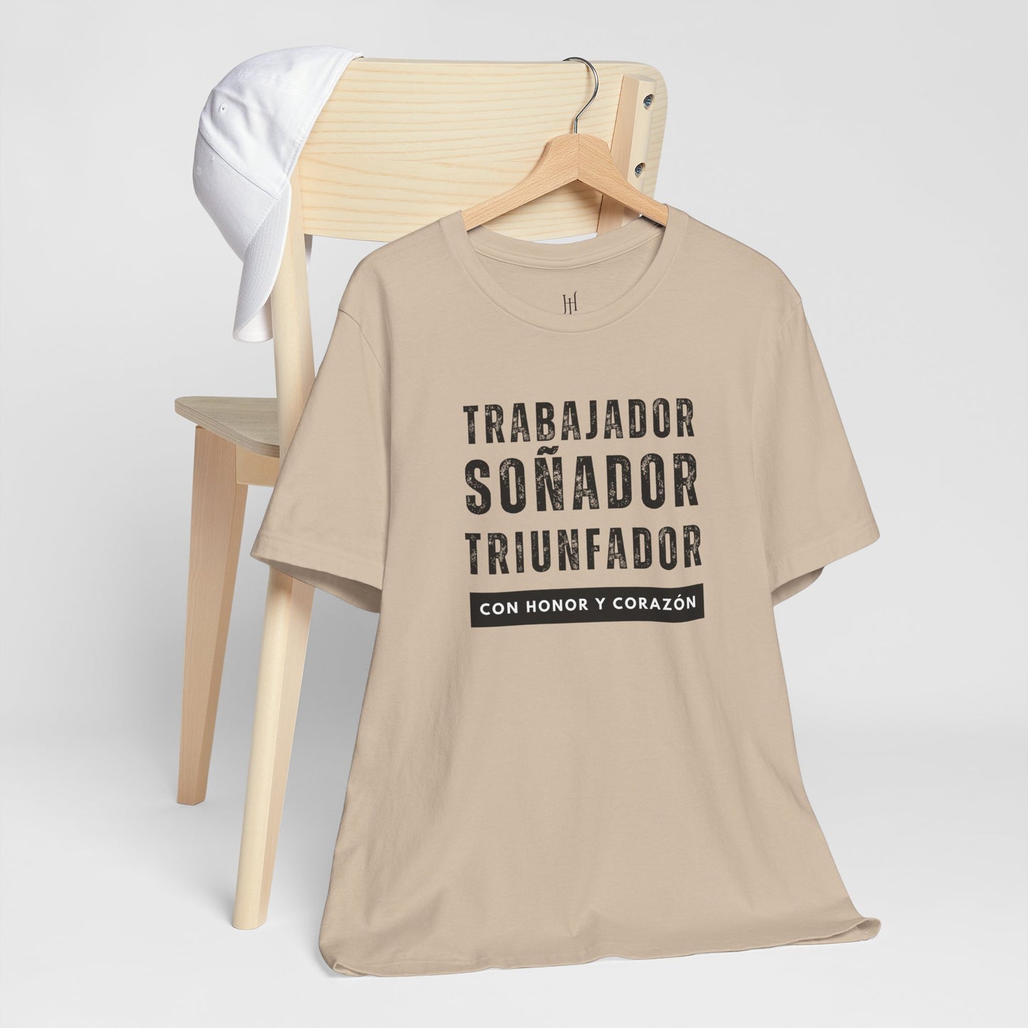 'Trabajador, Soñador, Triunfador' Tee