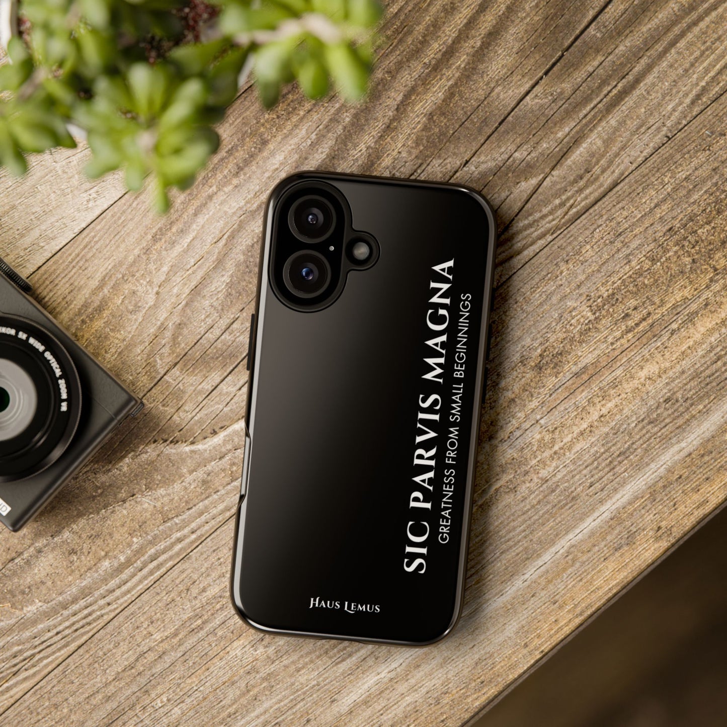 Minimalist iPhone Case - 'Sic Parvis Magna'